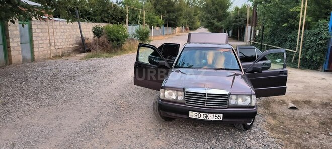 Mercedes 190 1991, 415,000 km - 2.0 l - Beyləqan