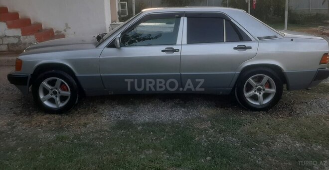 Mercedes 190 1993, 230,000 km - 2.0 l - Sabirabad
