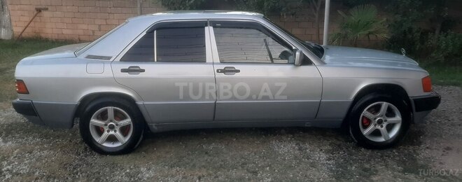 Mercedes 190 1993, 230,000 km - 2.0 l - Sabirabad