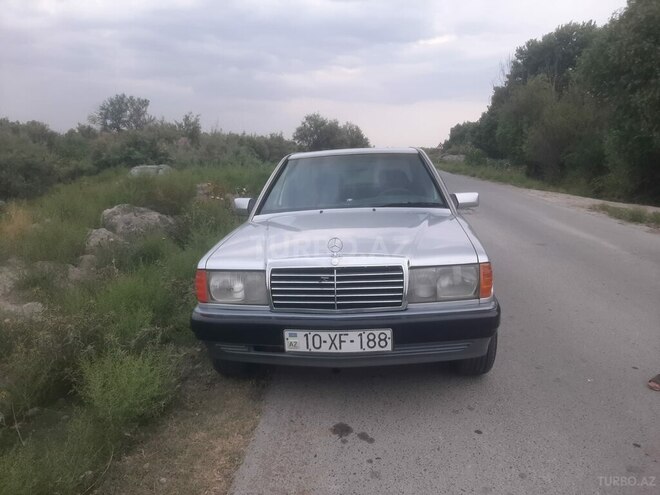 Mercedes 190 1993, 230,000 km - 2.0 l - Sabirabad