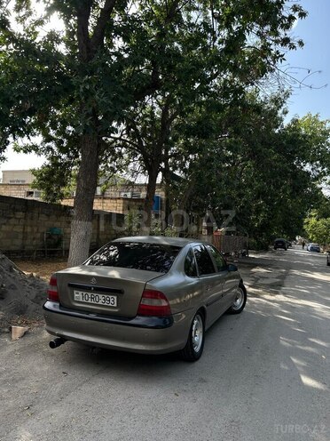 Opel Vectra 1996, 320,000 km - 1.8 l - Şabran
