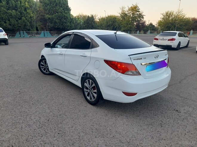 Hyundai Accent 2013, 241,321 km - 1.6 l - Ağstafa