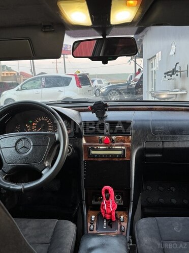 Mercedes C 220 1996, 329,232 km - 2.2 l - Bakı