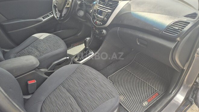 Hyundai Accent 2014, 359,209 km - 1.6 l - Sabirabad
