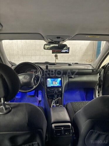 Mercedes C 200 2002, 470,000 km - 2.2 l - Astara
