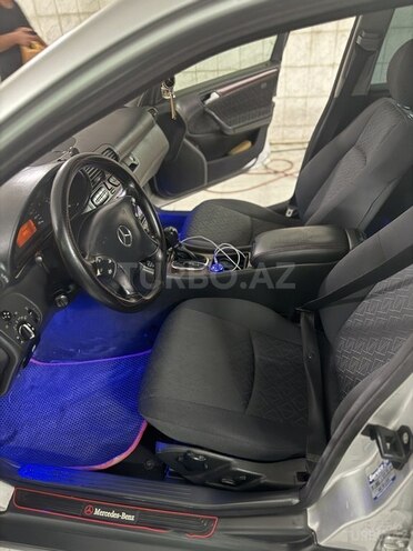 Mercedes C 200 2002, 470,000 km - 2.2 l - Astara