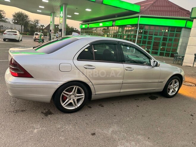 Mercedes C 200 2002, 470,000 km - 2.2 l - Astara