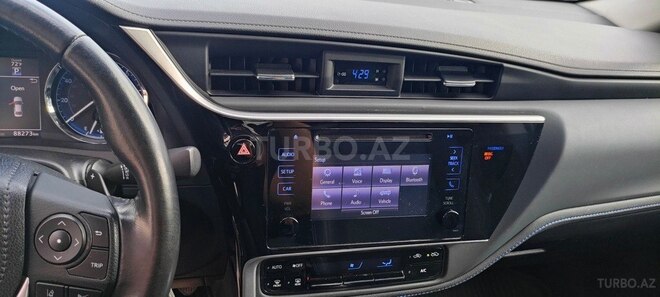 Toyota Corolla 2019, 108,000 km - 1.8 л - Bakı