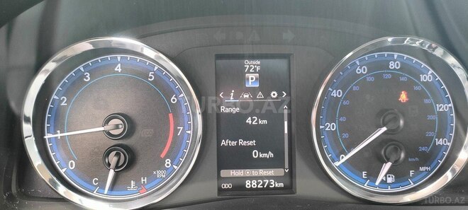 Toyota Corolla 2019, 108,000 km - 1.8 л - Bakı