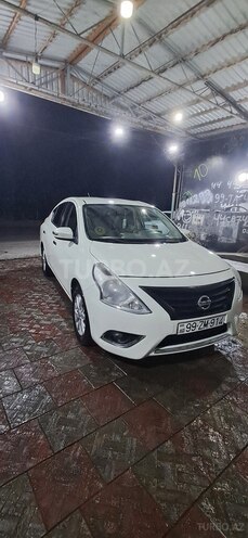 Nissan Sunny 2014, 334,000 km - 1.5 l - Masallı