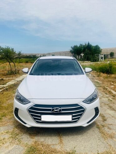 Hyundai Avante 2016, 203,000 km - 1.6 л - Bakı