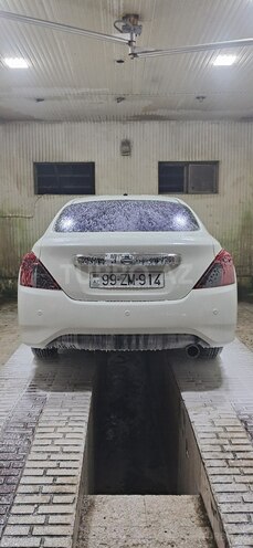 Nissan Sunny 2014, 334,000 km - 1.5 l - Masallı