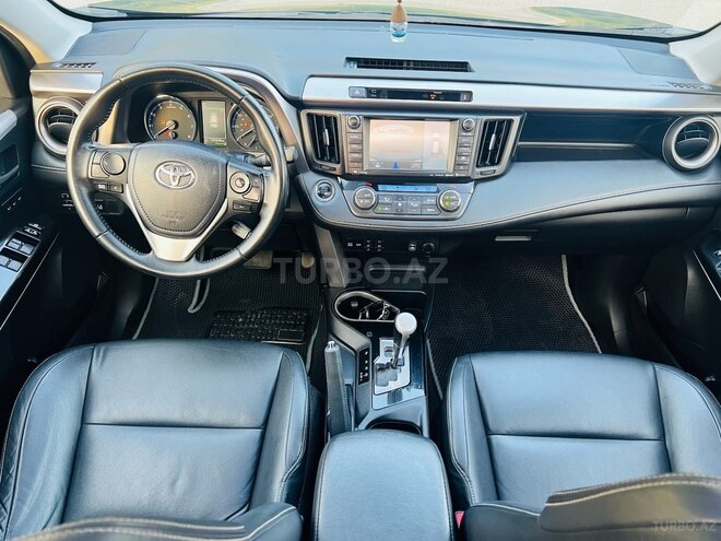 Toyota RAV4 2017, 110,000 km - 2.5 l - Bakı