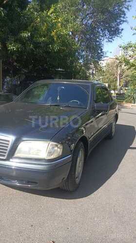 Mercedes C 220 1996, 438,080 km - 2.2 l - Bakı