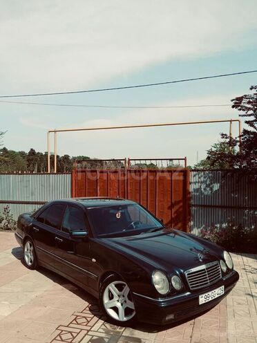 Mercedes E 280 1996, 96,800 km - 2.8 l - Cəlilabad