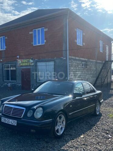 Mercedes E 280 1996, 96,800 km - 2.8 l - Cəlilabad