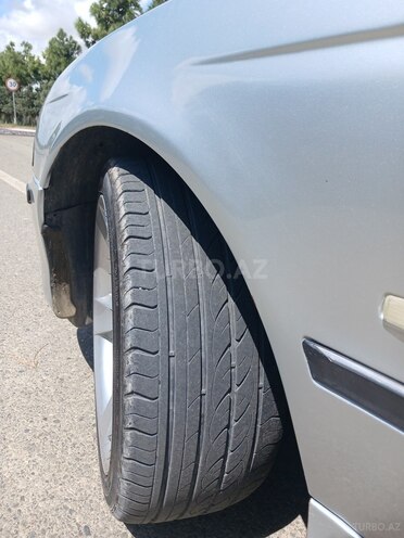 BMW 528 1997, 145,000 km - 2.8 l - Bakı