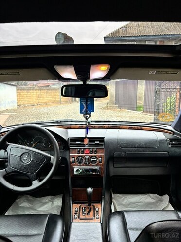 Mercedes C 230 2000, 235,335 km - 2.3 л - Masallı