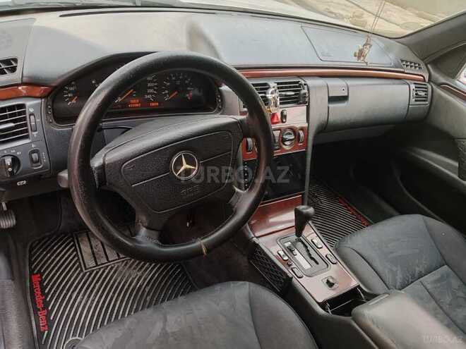 Mercedes E 230 1995, 431,199 km - 2.3 l - Bakı