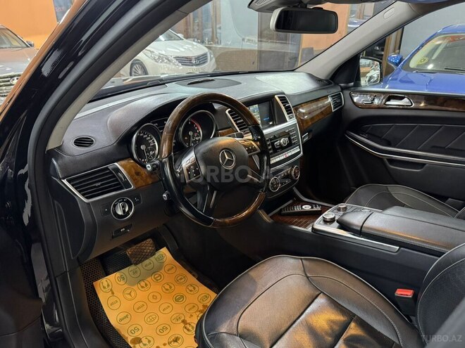 Mercedes GL 500 4MATIC 2013, 180,653 km - 4.7 l - Xırdalan