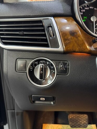 Mercedes GL 500 4MATIC 2013, 180,653 km - 4.7 l - Xırdalan