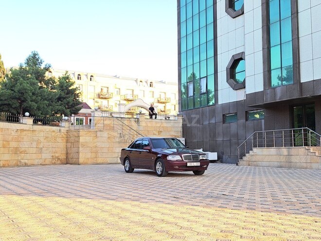 Mercedes C 240 1997, 424,122 km - 2.4 л - Gəncə