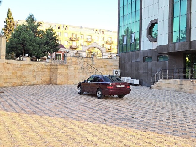 Mercedes C 240 1997, 424,122 km - 2.4 л - Gəncə