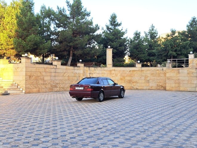 Mercedes C 240 1997, 424,122 km - 2.4 л - Gəncə
