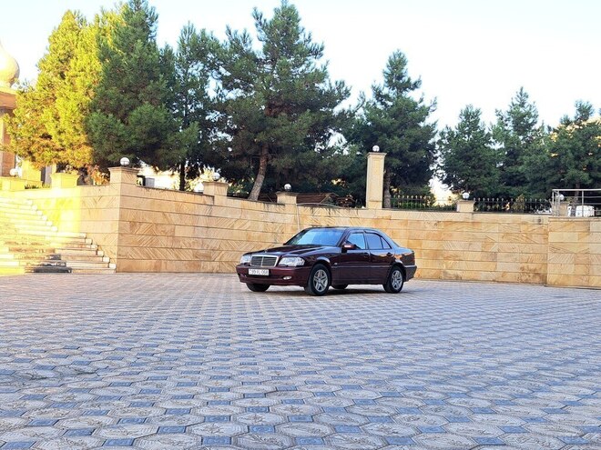 Mercedes C 240 1997, 424,122 km - 2.4 л - Gəncə