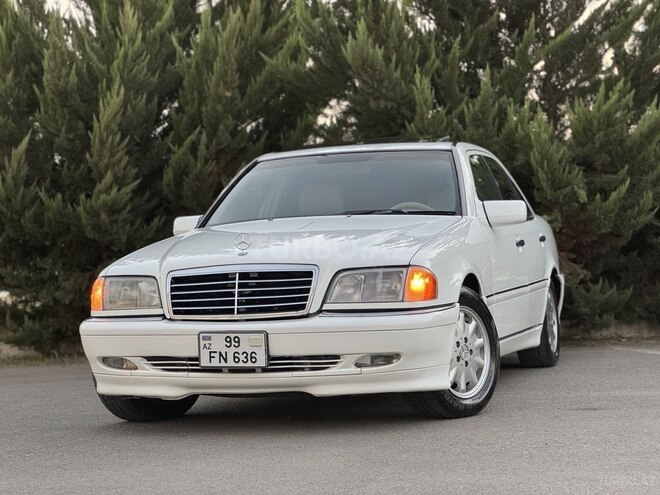 Mercedes C 230 2000, 261,000 km - 2.3 л - Saatlı