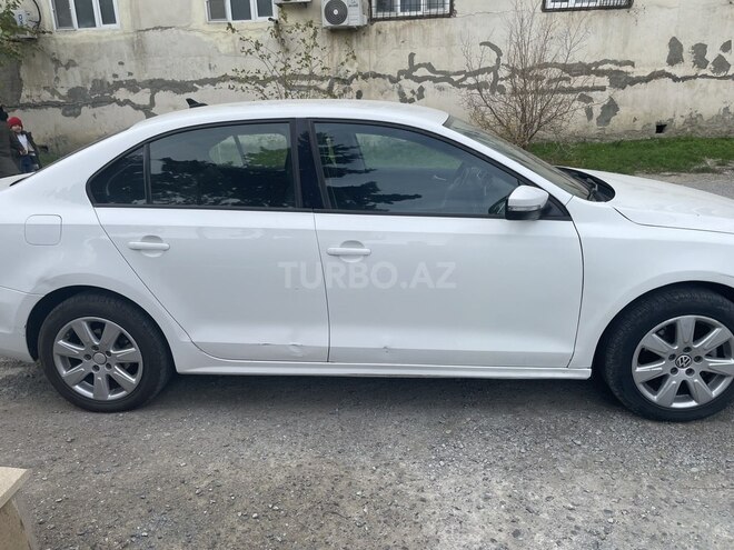 Volkswagen Jetta 2013, 225,308 km - 1.8 l - Bakı