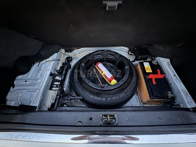 Mercedes C 230 2000, 261,000 km - 2.3 л - Saatlı