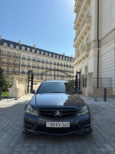 Mercedes C 250 2013, 306,000 km - 1.8 л - Bakı