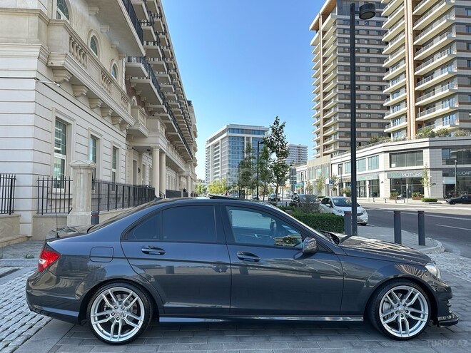 Mercedes C 250 2013, 306,000 km - 1.8 л - Bakı