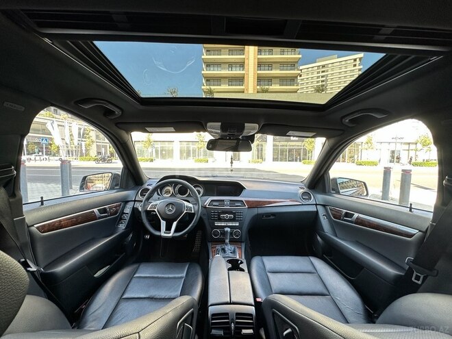 Mercedes C 250 2013, 306,000 km - 1.8 л - Bakı