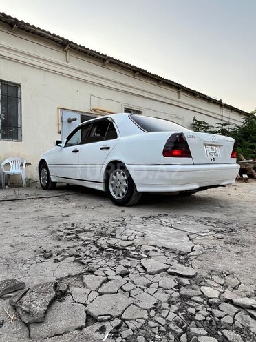Mercedes C 230 1998, 350,000 km - 2.3 l - Bakı
