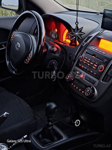 Kia Ceed 2007, 240,000 km - 1.6 l - Şəki