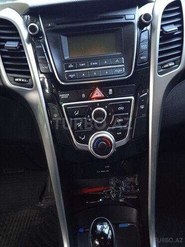 Hyundai i30 2016, 295,000 km - 1.6 л - Bakı