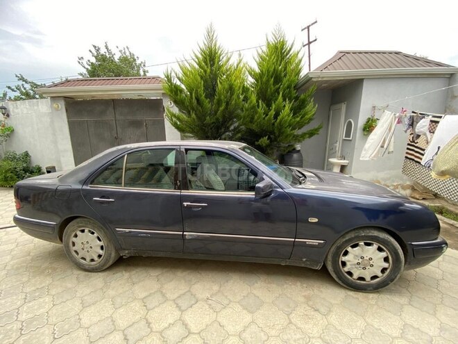 Mercedes E 280 1997, 450,000 km - 2.8 l - Bakı