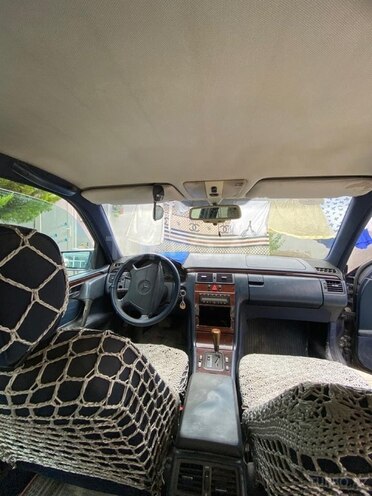 Mercedes E 280 1997, 450,000 km - 2.8 l - Bakı
