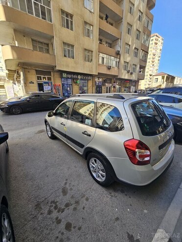 LADA (VAZ)  2015, 110,000 km - 1.6 л - Bakı