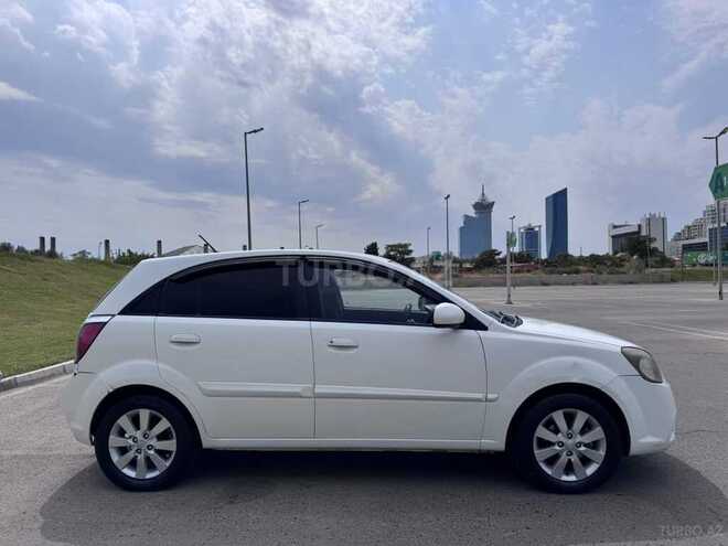 Kia Rio 2010, 326,000 km - 1.4 l - Bakı