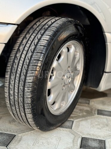 Mercedes C 200 1998, 187,000 km - 2.0 l - Saatlı