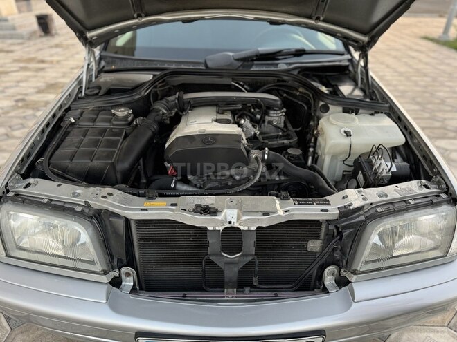 Mercedes C 200 1998, 187,000 km - 2.0 l - Saatlı