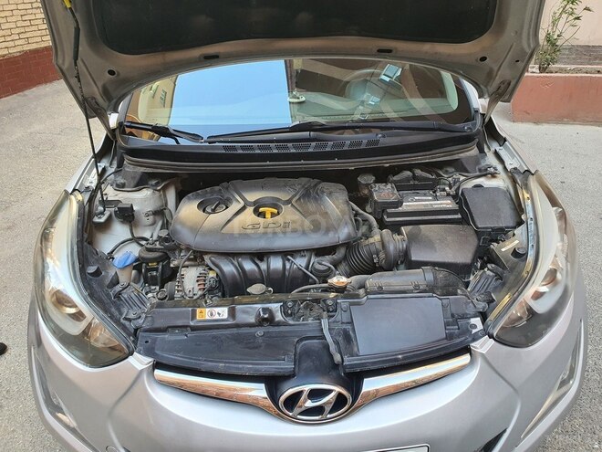 Hyundai Elantra 2014, 180,000 km - 1.8 л - Bakı