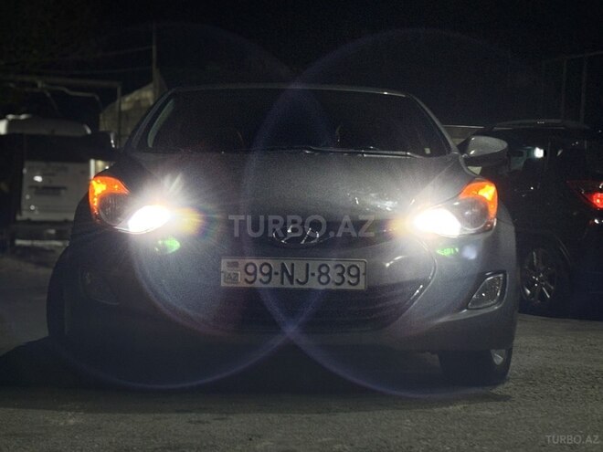 Hyundai Elantra 2012, 173,830 km - 1.8 l - Bakı