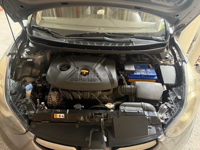 Hyundai Elantra 2013, 223,000 km - 1.8 l - Bakı