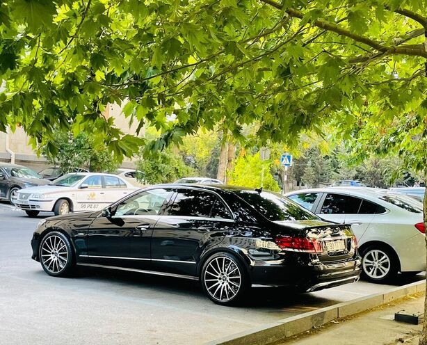 Mercedes E 250 2009, 345,000 km - 1.8 l - Bakı