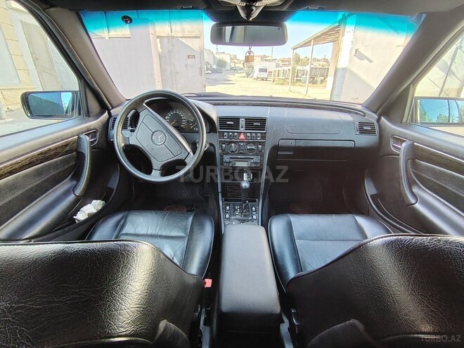 Mercedes C 230 1999, 61,834 km - 2.3 l - Bakı
