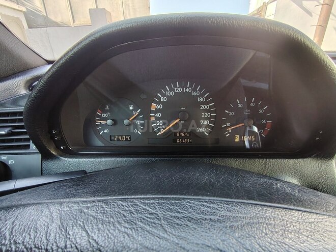 Mercedes C 230 1999, 61,834 km - 2.3 l - Bakı